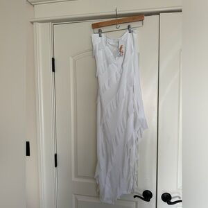 NEVER WORN PrettyGarden Long Strapless Ruffle Maxi Dress